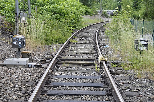 Paarweise Anordnung von Signallaternen der Form B